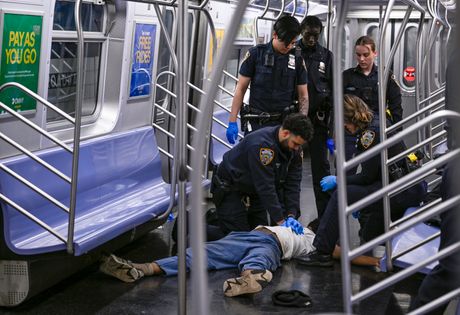 Jordan Neely davljenje metro Njujork