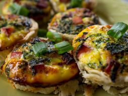 Uštipci sa spanaćem, šunkom i sirom