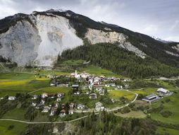 Švajcarska klizište opasnost evakuacija