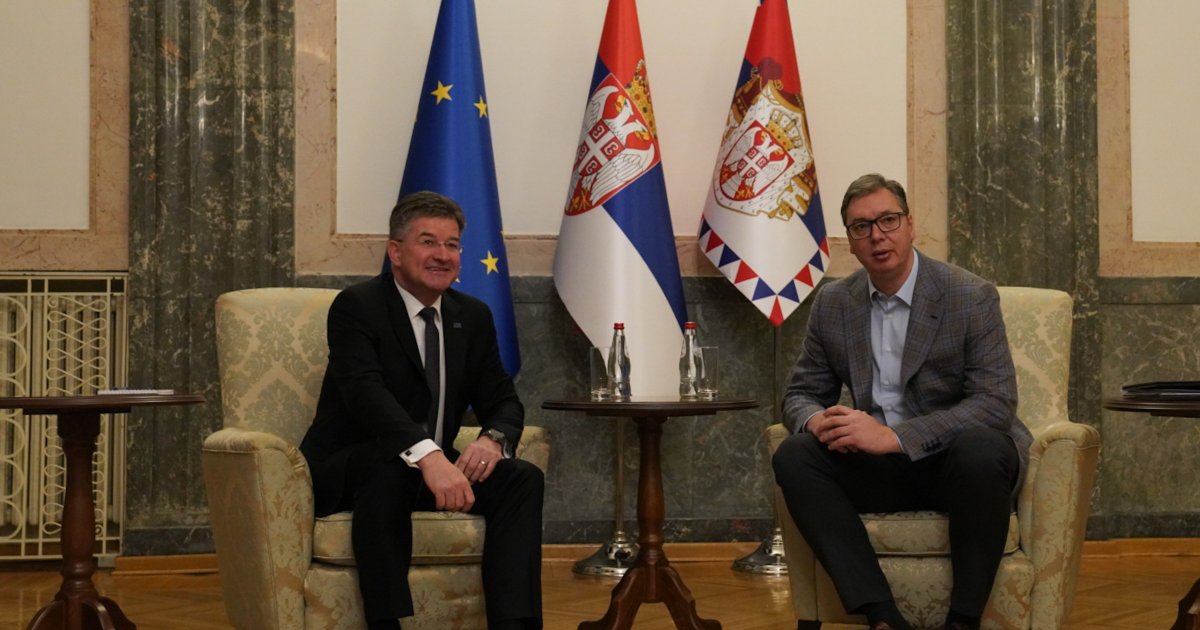 Vučić danas sa Lajčakom