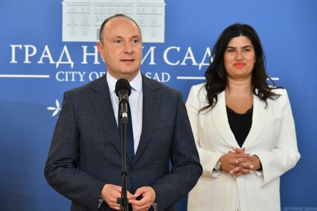Novi Sad gradonačelnik Milan Đurić medicinske sestre Međunarodni dan medicinskih sestara