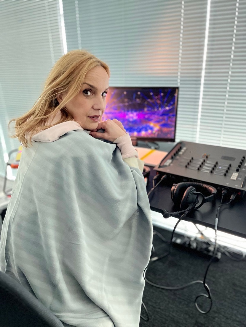 "To više nije bio moj divan dan" Potresna priča voditeljke RTS obišla je svet: Sina rodila dok su padale bombe