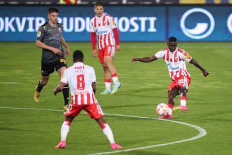 Kings Kangva, FK Crvena zvezda, FK Vojvodina Kings Kangva, FK Crvena zvezda, FK Vojvodina