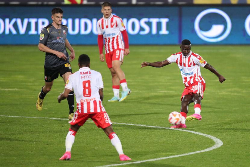 Crvena zvezda pobedila Vojvodinu rezultatom 5:0 u prvom kolu Superlige  Srbije - Sportal