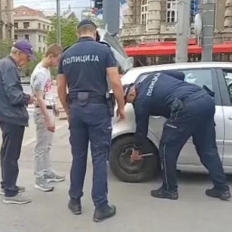 Policija Beograd pomoć