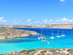 Plaža Plava laguna, ostrvo Komino, Malta