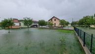 Teška situacija u Gračacu nakon obilnih padavina: Poplavljena mnoga područja, čeka se evakuacija građana