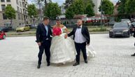 Crkveno venčanje Đanijevog mlađeg sina: Marko i Minja Trajković blistali ispred Hrama Svetog Save