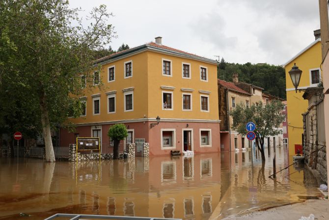 Hrvatska poplave Zrmanja Obrovac