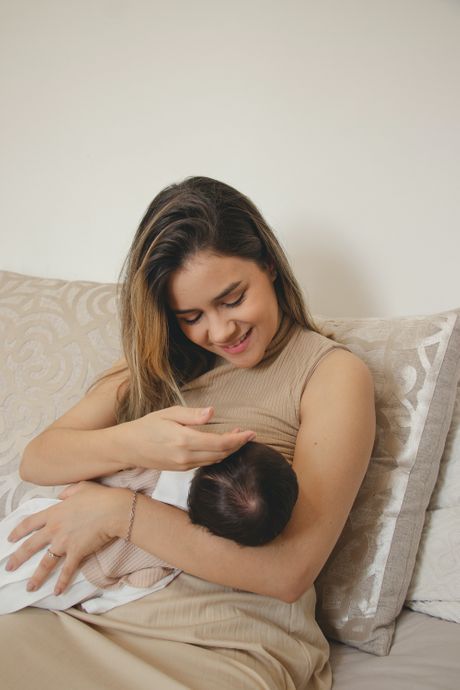 dojenje mama i beba