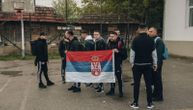 Grupa omladinaca iz Kosovskog Pomoravlja krenula pešice za Beograd