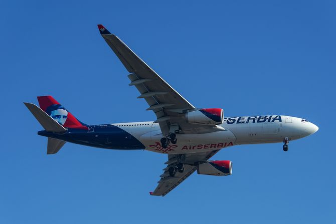 Er Srbija avion Airbus A330-243