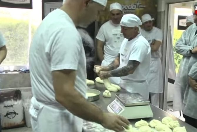 Pekarijada u Požegi Pekarijada u Požegi