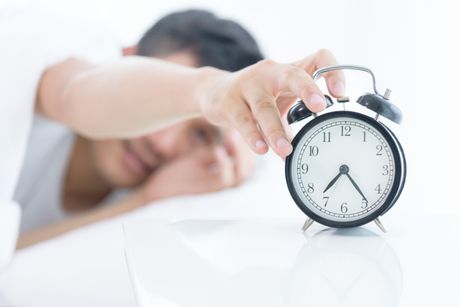 Alarm, sat, budilnik, ustajanje, jutro, buđenje Alarm, sat, budilnik, ustajanje, jutro, buđenje