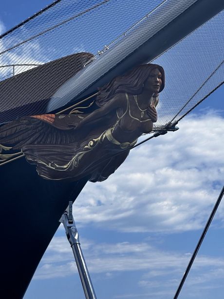 Jeff Bezos Džef Bezos jahta statua Lauren Sanchez Loren Sančez Jeff Bezos Džef Bezos jahta statua Lauren Sanchez Loren Sančez