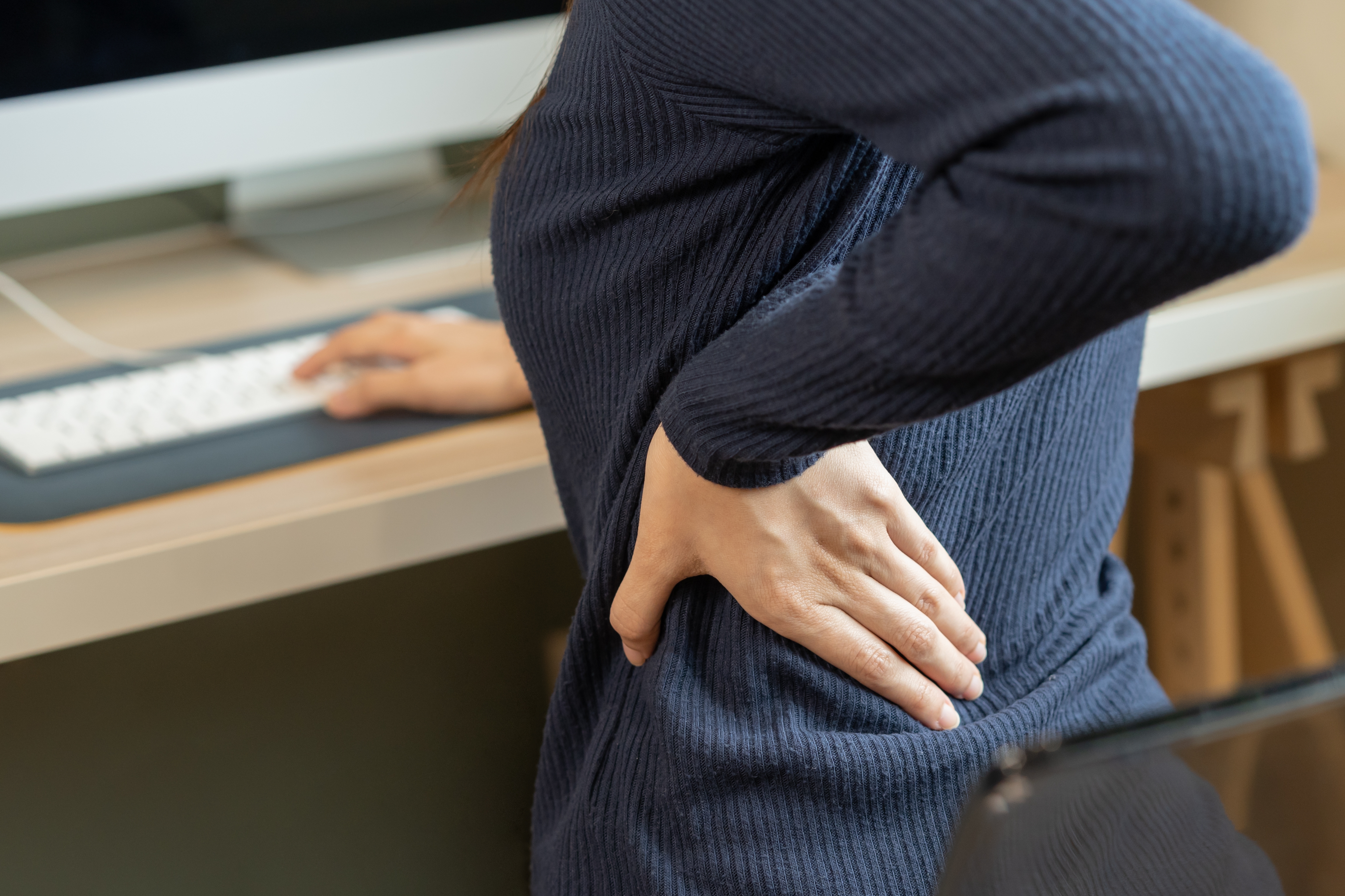 Malo ko od vas je koristi, a pravi je melem: Ova biljka je super rešenje za ukočenost i bol u leđima