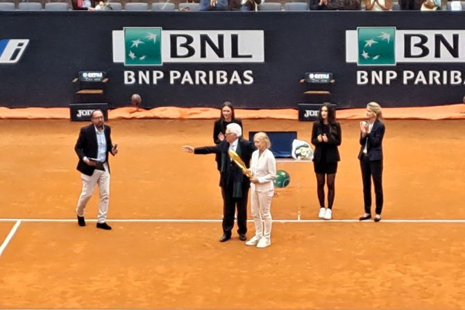 Martina Navratilova, Nikola Pjetranđeli