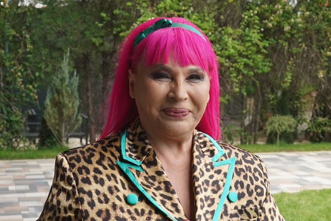 Zorica Brunclik i Miroljub Aranđelovic Kemiš proslava krštenje unuke Zorica Brunclik i Miroljub Aranđelovic Kemiš proslava krštenje unuke