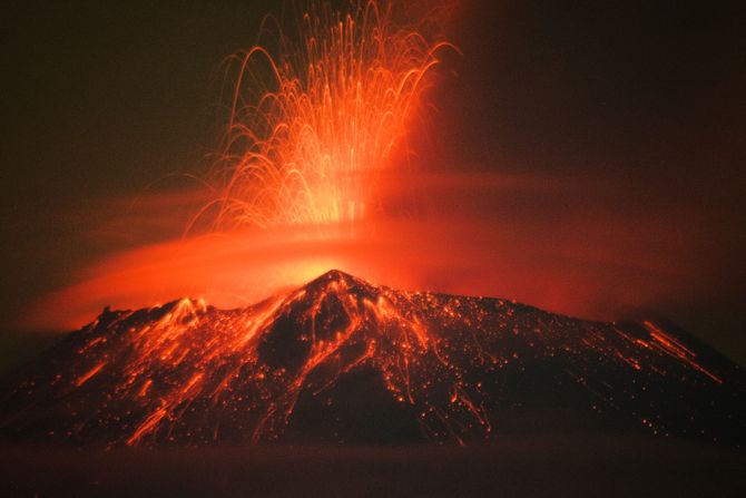 Meksiko vulkan Popocatepetl