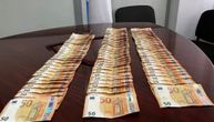 24 novčanice od po 50 evra u kući u Prištini: Sumnja se da je novac falsifikovan