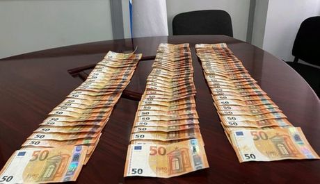 Policija Kosovo Priština zaplena novac 4700 falsifikovanih evra evro
