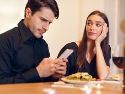 Žena, muškarac, dejt