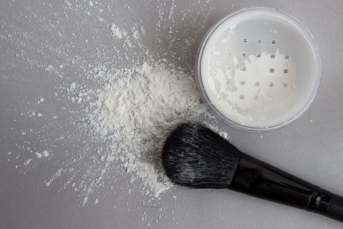puder za setovanje puder za setovanje