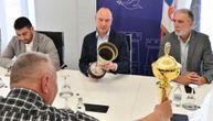 Gradonačelnik Novog Sada ugostio šampionke koje su osvojile 6. uzastopnu titulu prvaka Superlige Srbije