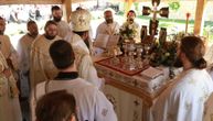 Tradicionalno presvlačenje Svetog Zosima Tumanskog održaće se u nedelju: Vernici će dobiti komadiće odeće