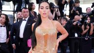 Georgina Rodrigez verna svom omiljenom dizajneru: Zlatna haljina koja ističe figuru
