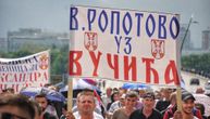 Grupa Srba sa KiM stigla ispred Doma Narodne skupštine