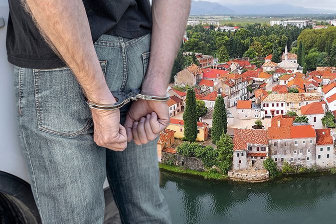 Trebinje policajac hapšenje