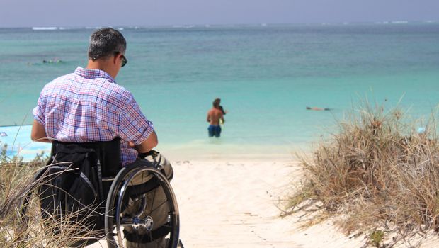 osobe sa invaliditetom, invalidska kolica, plaža