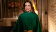 Kraljica Ranija kao savremena Pepuljuga: Obukla haljinu koja je savršena do poslednjeg detalja
