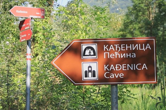 Kadjenica, Kablar, u kojoj je ubjeno tri stotine Srba
