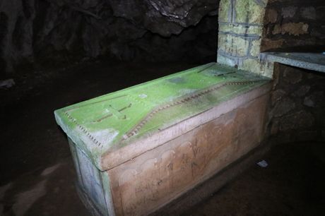 Kadjenica, Kablar, u kojoj je ubjeno tri stotine Srba