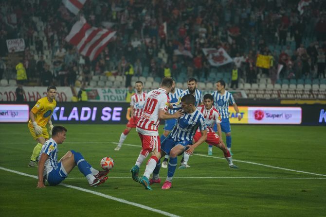 Fk crvena zvezda, fk novi pazar, baklje, vatromet