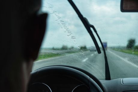 Beograd vreme oblačno kiša padavine oblaci nevreme vožnja brisači