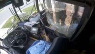 Dramatični snimak iz gradskog prevoza u Šarlotu: Vozač i putnik potegli oružje, u autobusu bilo još ljudi