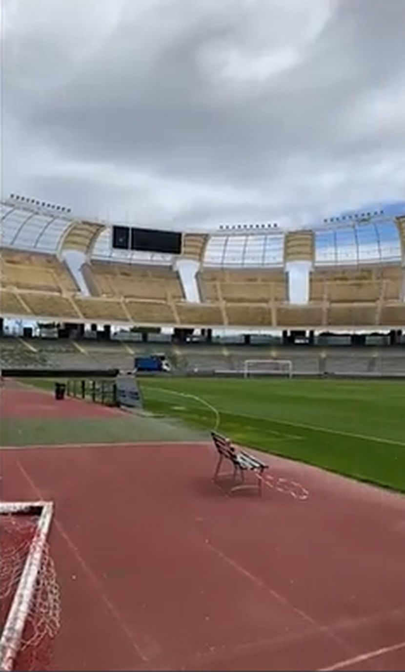 Neobična ponuda na stadionu gde je Zvezda pokorila Evropu: Prodaju sendvič na koji navijači nisu navikli