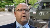 Američki ambasador u Prištini: Situacija uznemirujuća, ne ulaziti nasilno u objekte opština na KiM