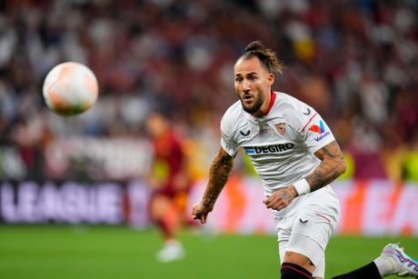 Nemenja Gudelj FK Sevilja - FK Roma Nemenja Gudelj FK Sevilja - FK Roma