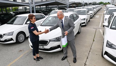 Automobili za inspektore