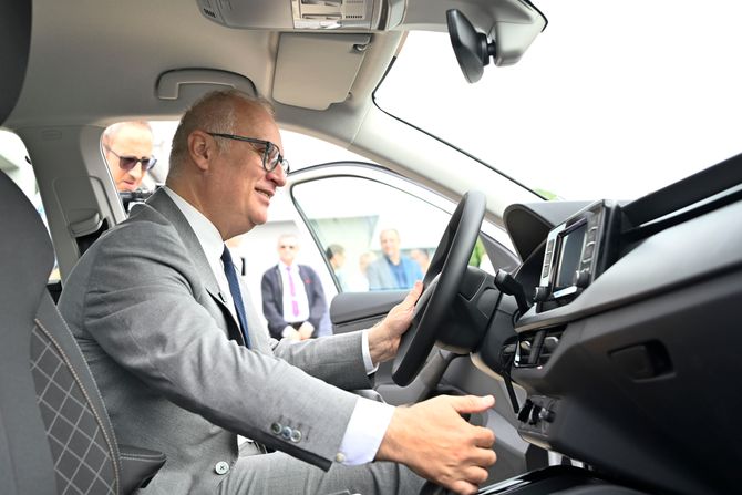 Automobili za inspektore