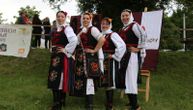 Zlatni motivi Homolja čuvaju tradiciju istočne Srbije: Otvorena prva kolonija pletilja u Kučevu