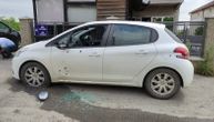 Bačena bomba ispred poznatog beogradskog restorana: Oštećena tri automobila