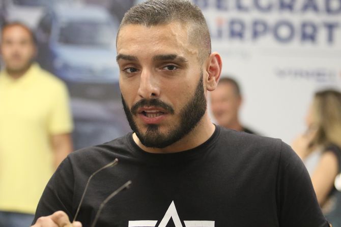 Poznati aerodrom Darko Lazić Poznati aerodrom Darko Lazić