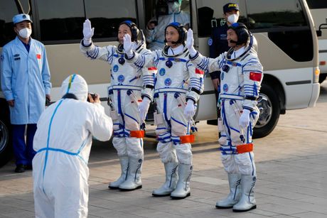 Shenzhou astronauti Kina