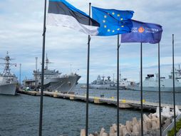 Estonija, vojni ratni brodovi NATO