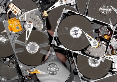 Deponija hard diskova, hard diskovi